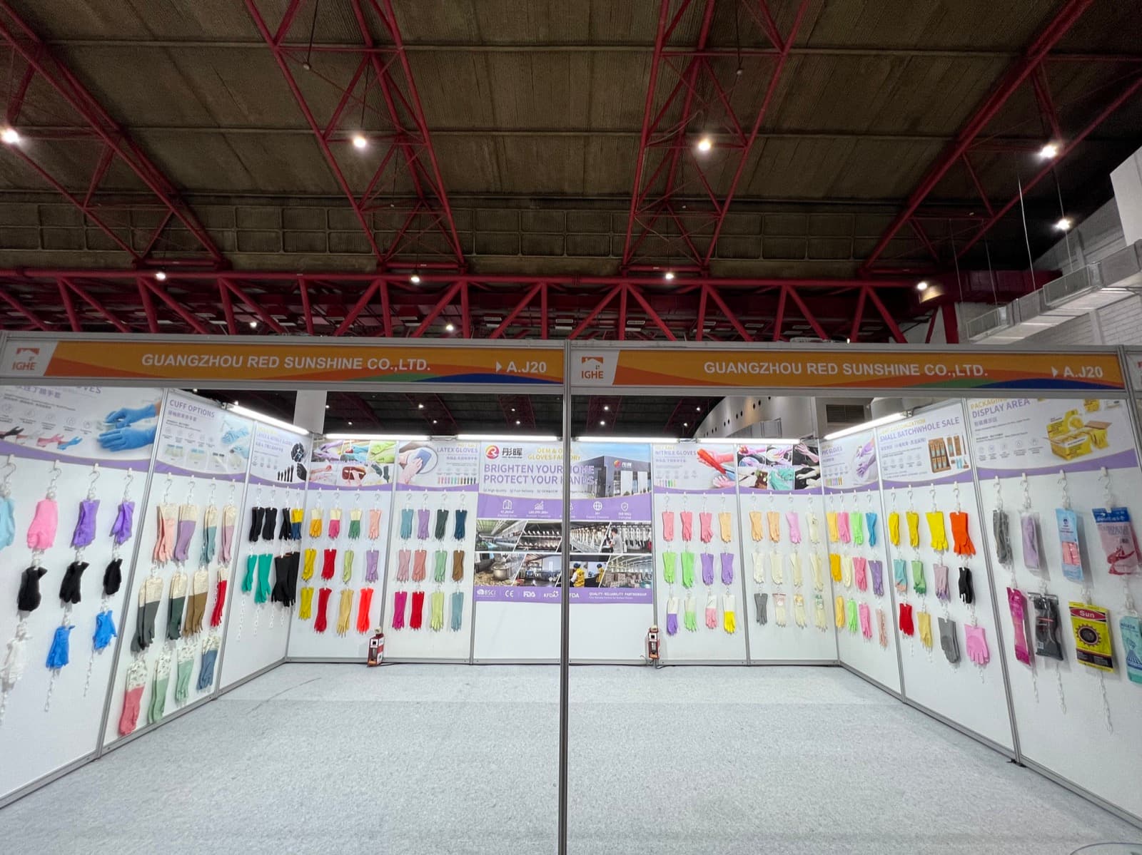 RSG Gloves meeting international buyers at an exhibition