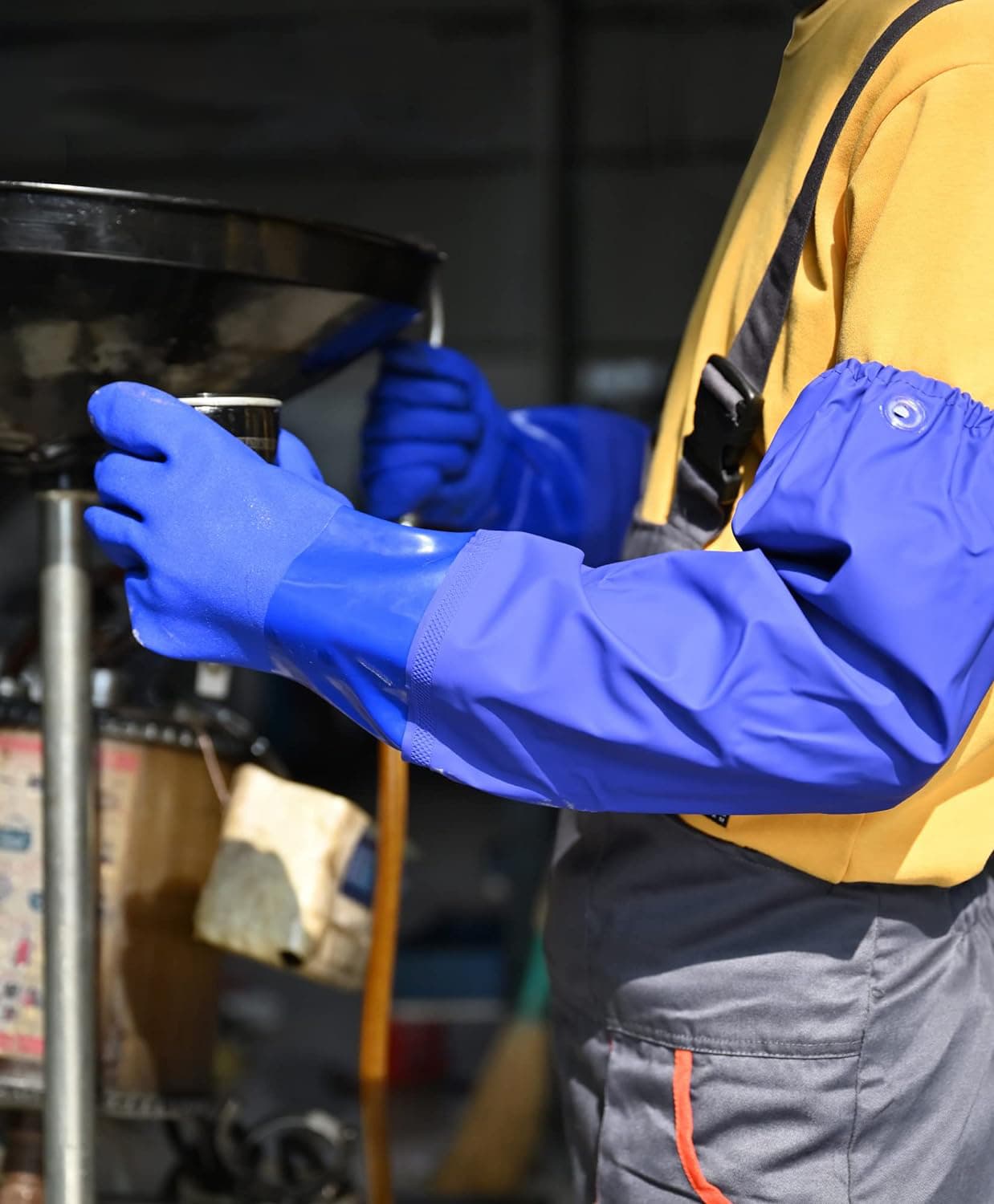 Long-sleeve PVC gloves used for industrial maintenance